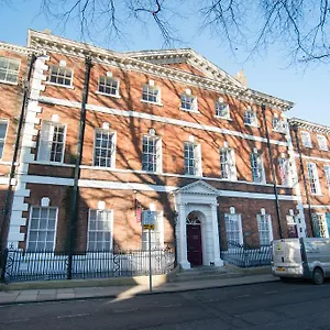 Safestay Micklegate Hostal York